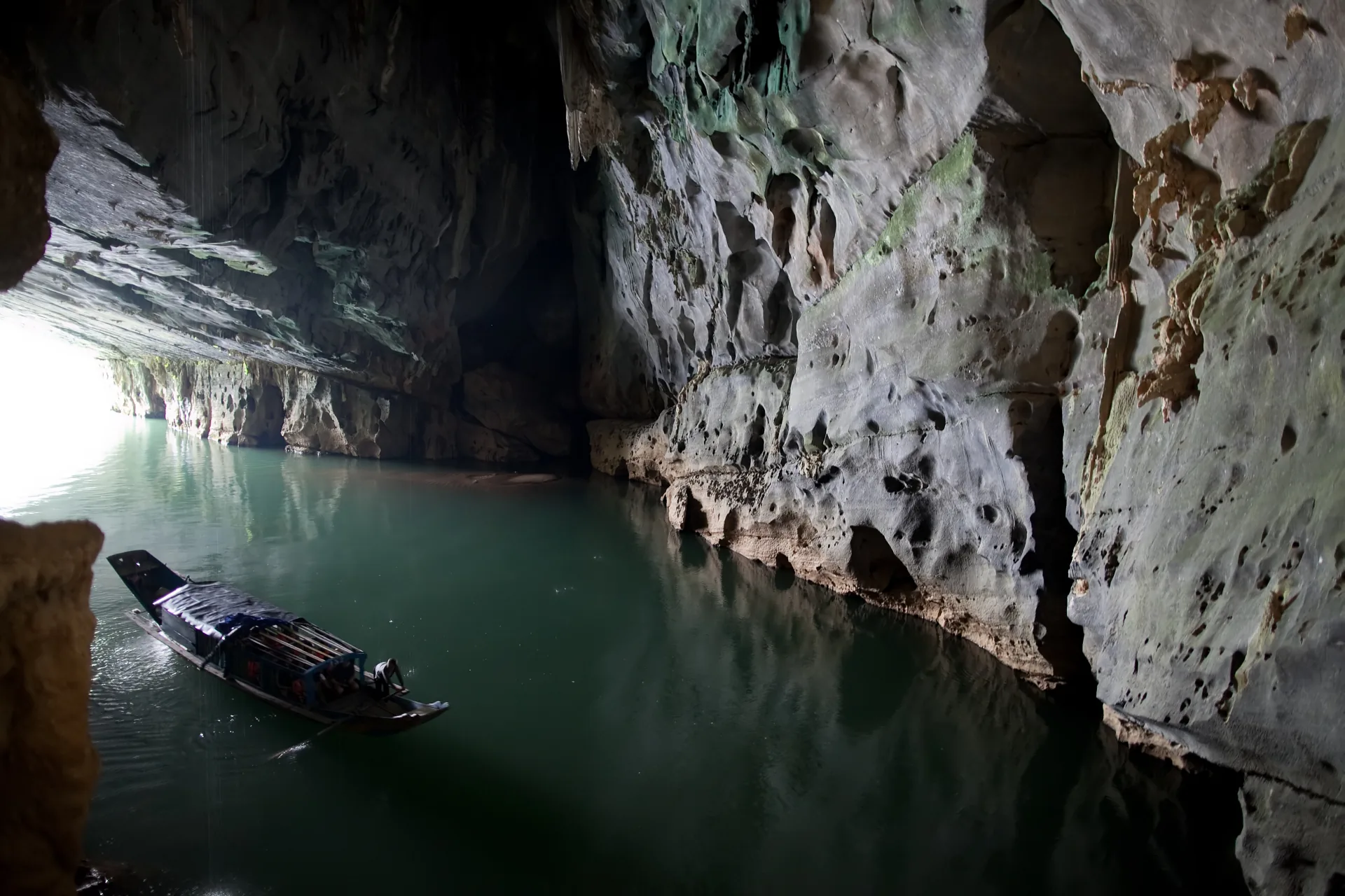 Phong Nha cave Vietnam — a river boat journey into the underground system of Quảng Bình's karst mountains