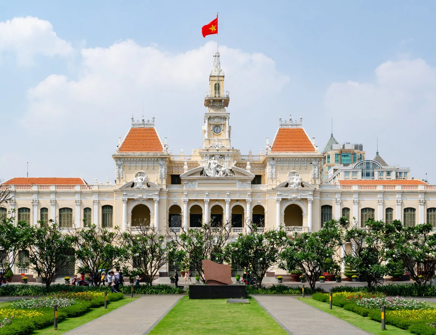 Traveling Vietnam With Limited Mobility: A Realistic Accessibility Guide