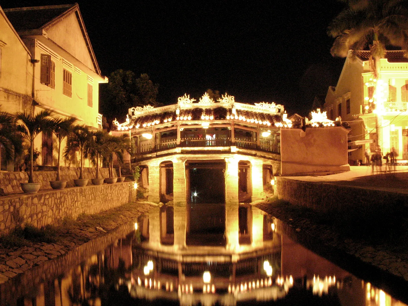 Hoi An Tailors: How to Get Custom Clothes Made Right