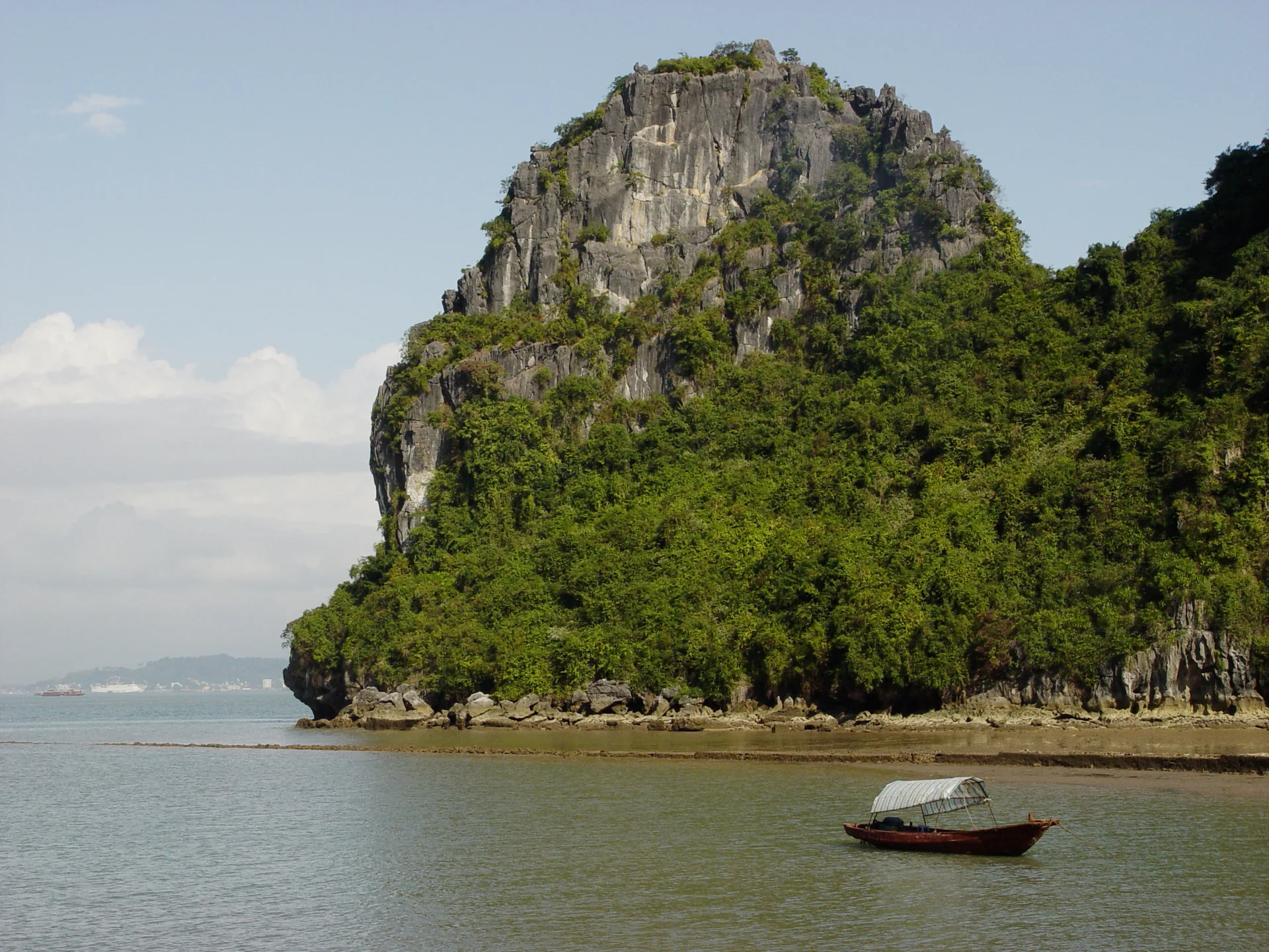 Ha Long Bay