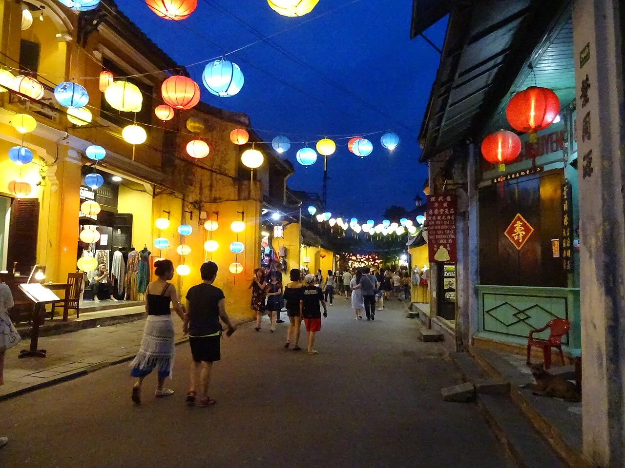 Lantern-lit streets of Hoi An Ancient Town